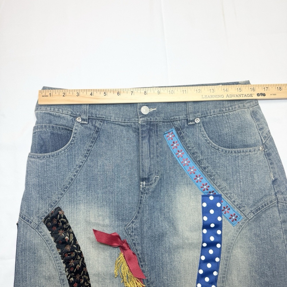 Vintage Upcycled Denim Patchwork Skirt Womens 8 Jean Indie Cowgirl Western Boho - Picture 8 of 9